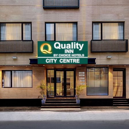 Quality Inn City Centre พาราณสี ภายนอก รูปภาพ